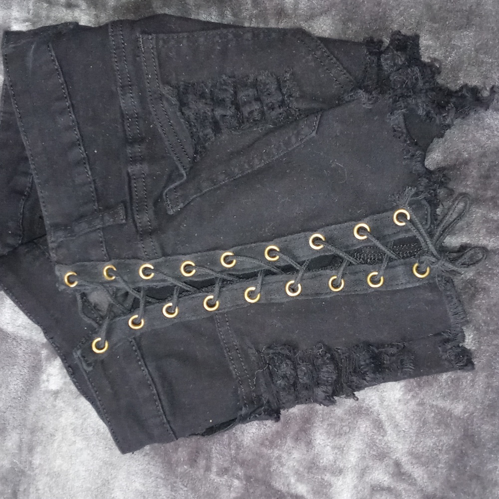Lace Up Shorts - Picture 2 of 4